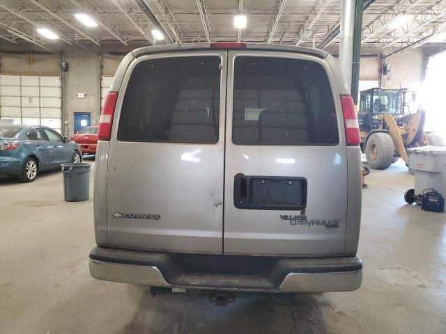 2003 Chevrolet Express G2500