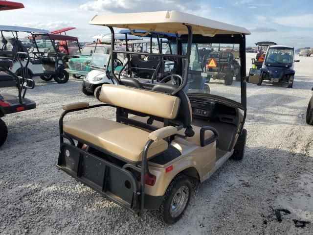 2010 Starcraft Golf Cart