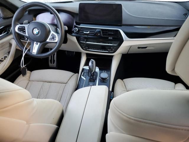 2023 BMW M550XI