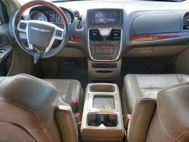 2012 Chrysler Town & Country Limited