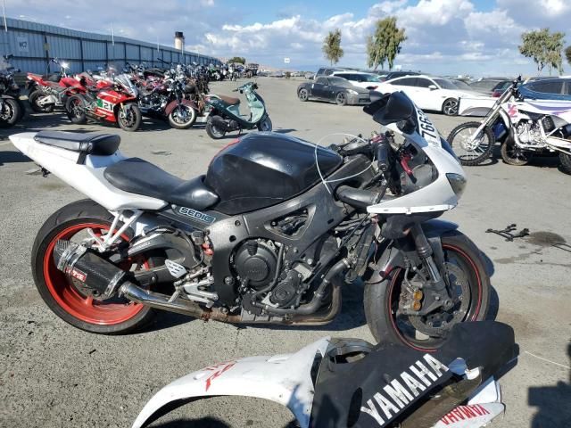 2005 Yamaha YZFR6 L