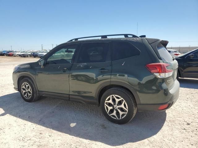 2024 Subaru Forester Premium