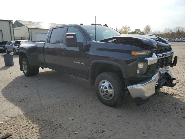 2022 Chevrolet Silverado K3500 LT