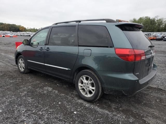 2004 Toyota Sienna XLE