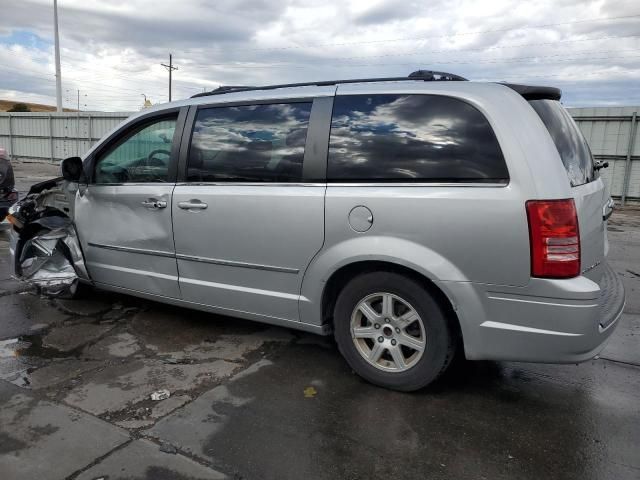 2010 Chrysler Town & Country Touring