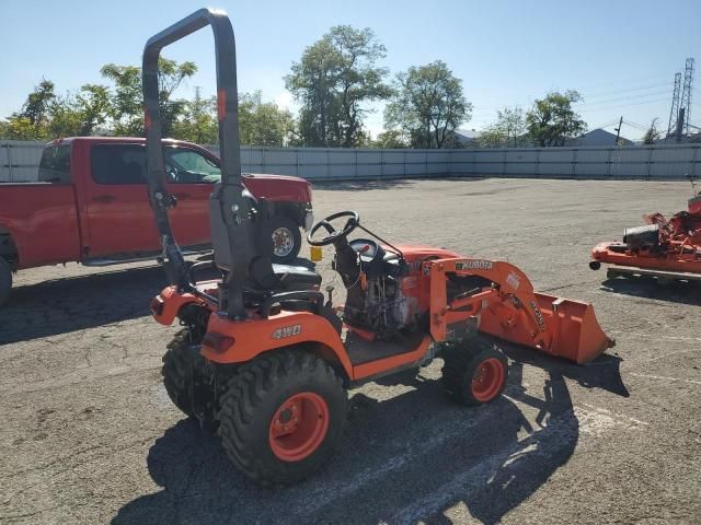 2016 Kubota Kuta Tractor