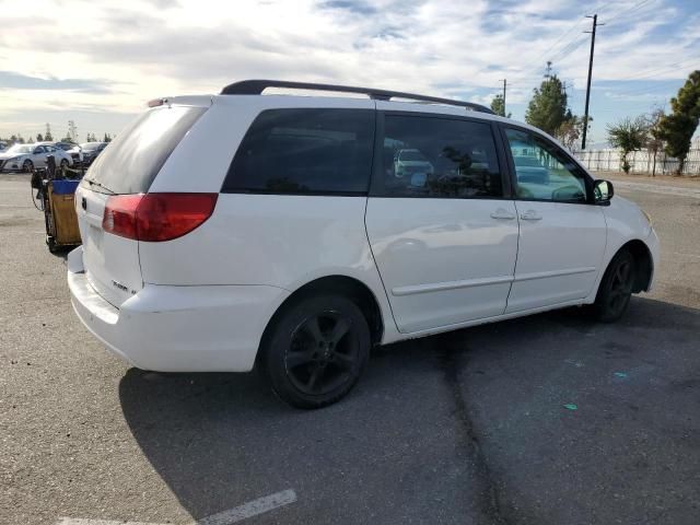 2007 Toyota Sienna CE