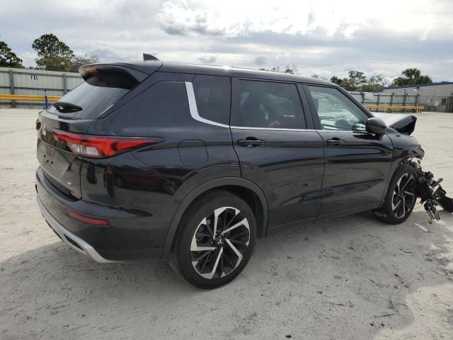 2023 Mitsubishi Outlander SE