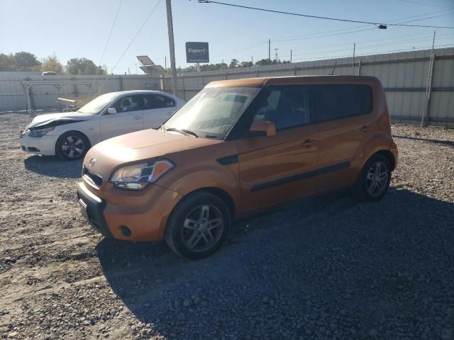 2011 KIA Soul +