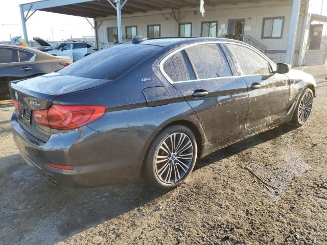 2019 BMW 530E