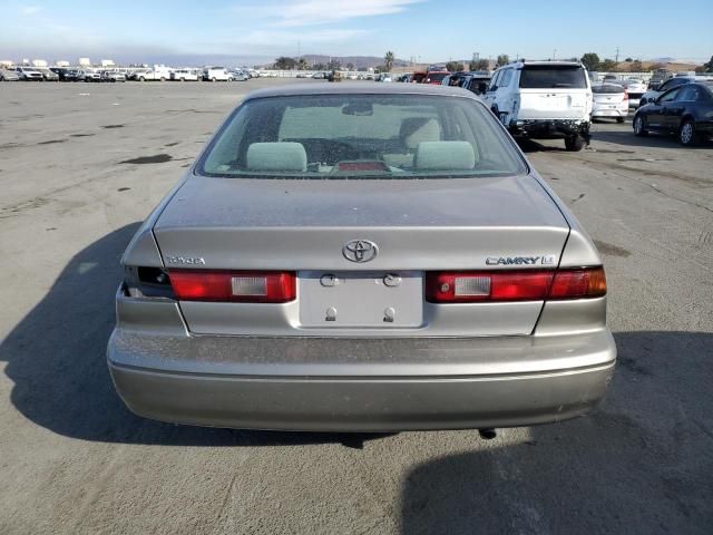 1999 Toyota Camry LE