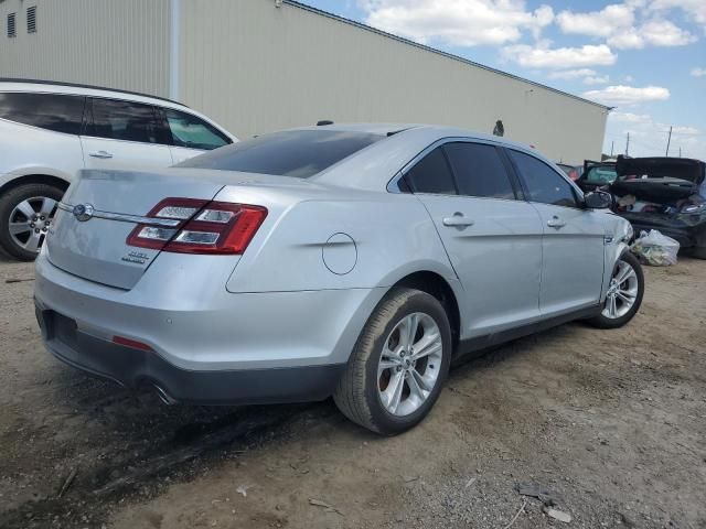 2016 Ford Taurus SEL