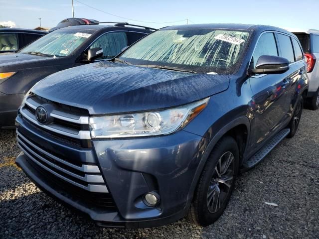 2019 Toyota Highlander LE