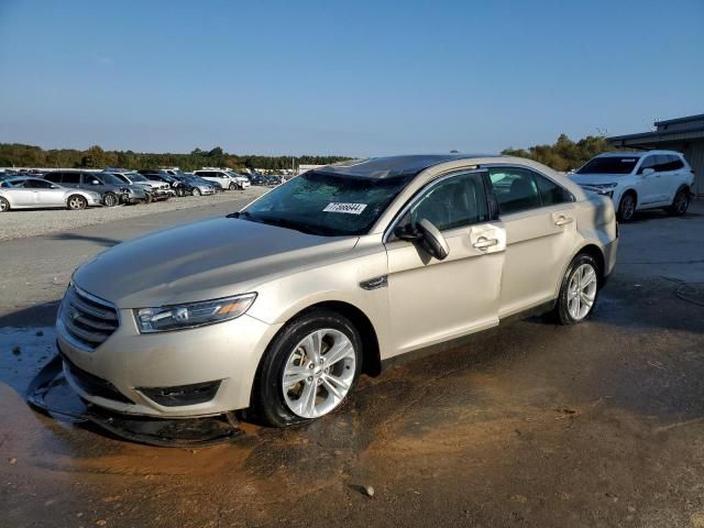 2017 Ford Taurus SEL