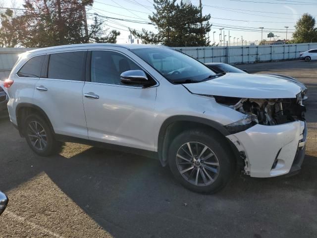 2019 Toyota Highlander SE