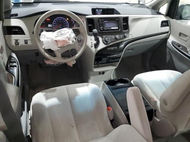 2012 Toyota Sienna LE