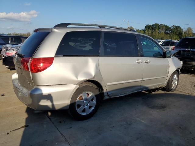 2006 Toyota Sienna CE