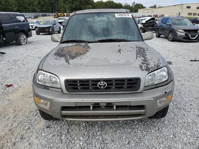 2000 Toyota Rav4