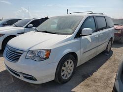 Chrysler Vehiculos salvage en venta: 2016 Chrysler Town & Country Touring