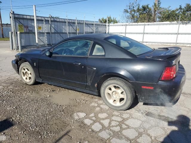 2000 Ford Mustang