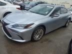 2022 Lexus ES 350 Base