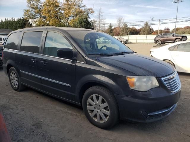 2013 Chrysler Town & Country Touring