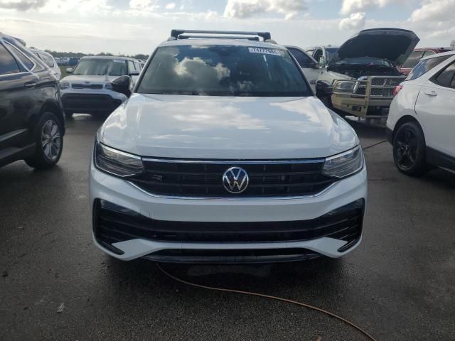 2023 Volkswagen Tiguan SE R-LINE Black