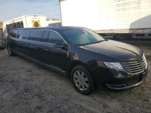 2017 Lincoln MKT