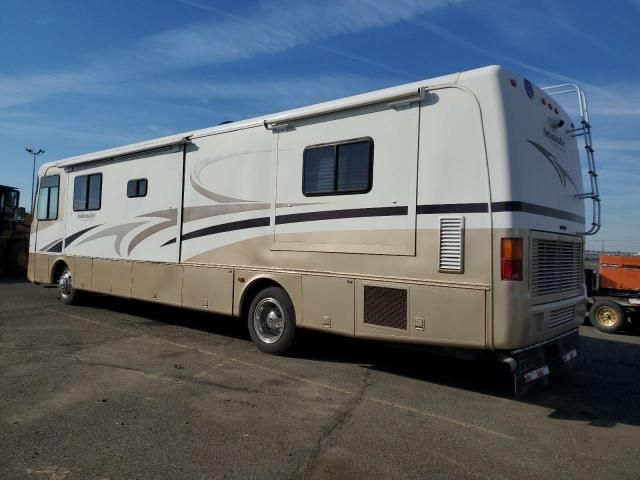 2001 Roadmaster Rail Executive Signature