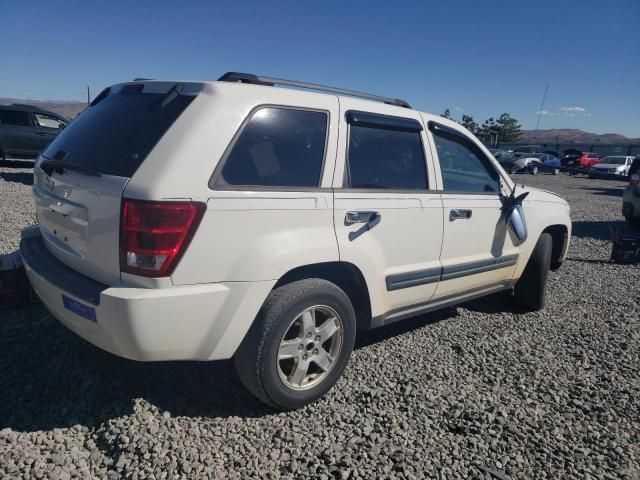 2006 Jeep Grand Cherokee Laredo