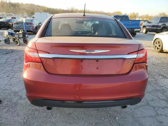 2013 Chrysler 200 Touring