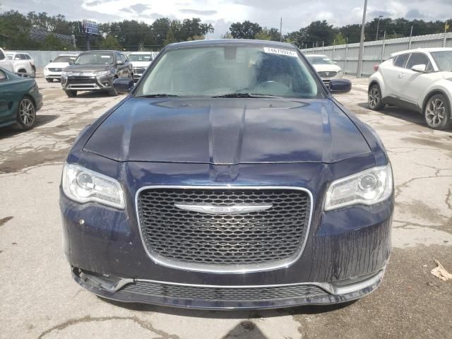 2017 Chrysler 300 Limited