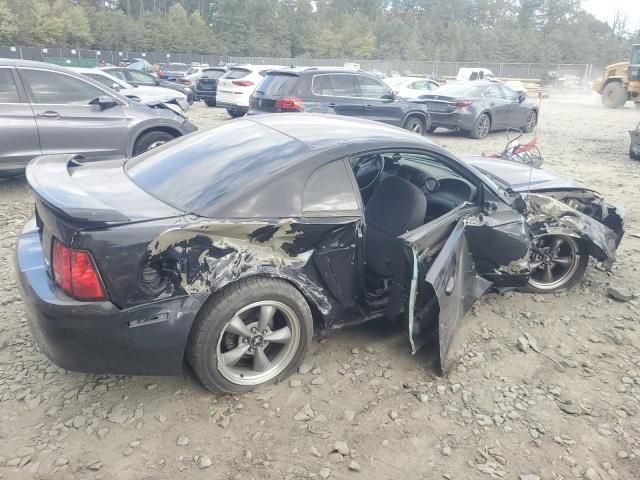 2004 Ford Mustang