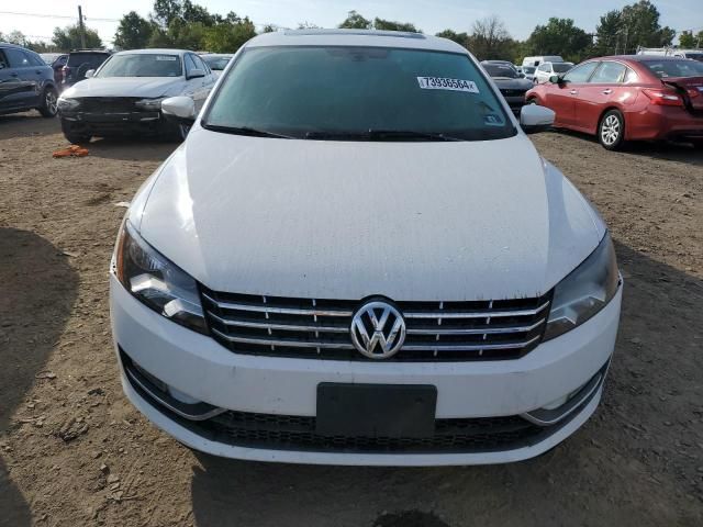 2015 Volkswagen Passat SEL