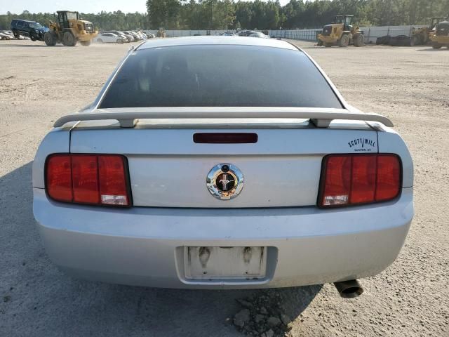 2005 Ford Mustang