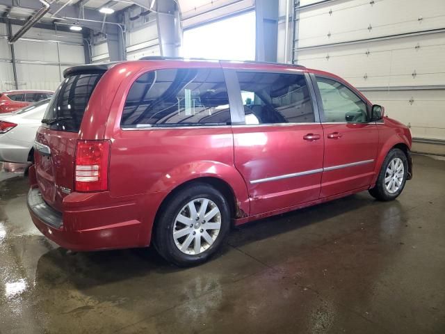 2010 Chrysler Town & Country Touring