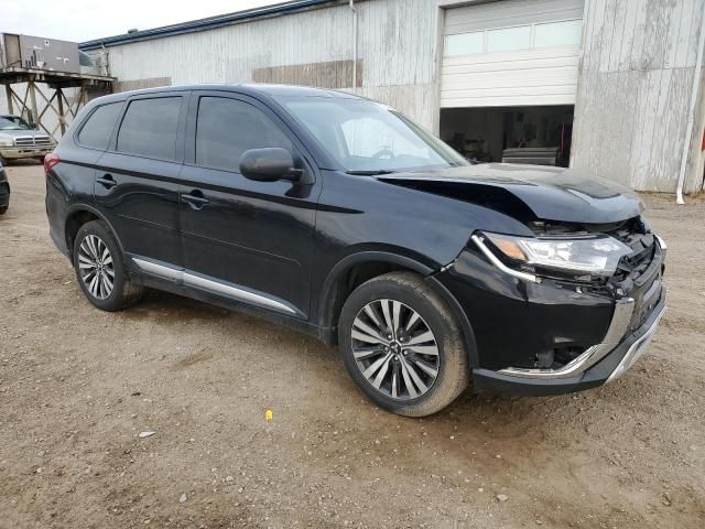 2019 Mitsubishi Outlander SE