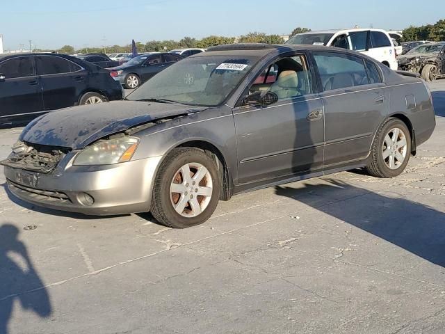 2003 Nissan Altima Base