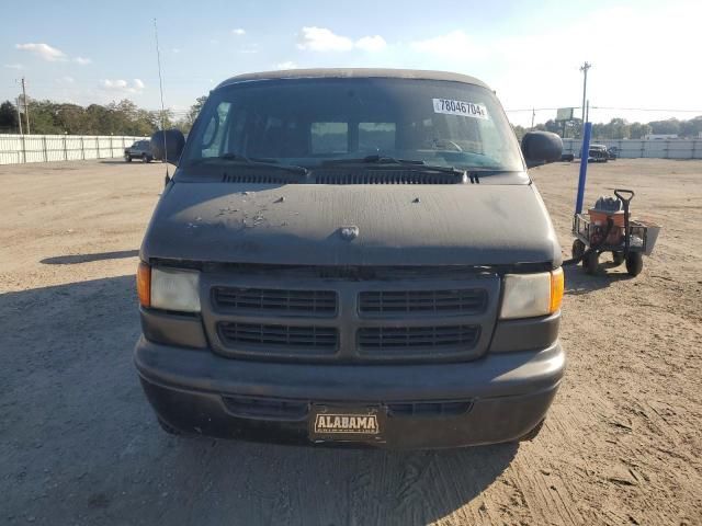 2001 Dodge RAM Wagon B3500