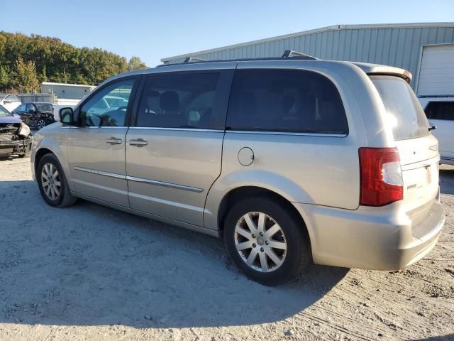 2013 Chrysler Town & Country Touring