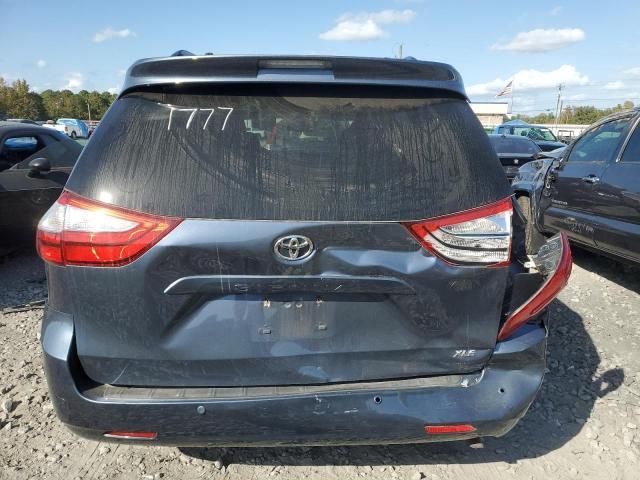 2015 Toyota Sienna XLE