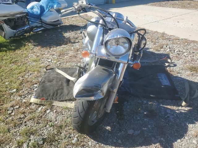 2006 Suzuki C90