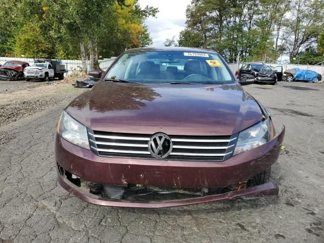 2014 Volkswagen Passat SE