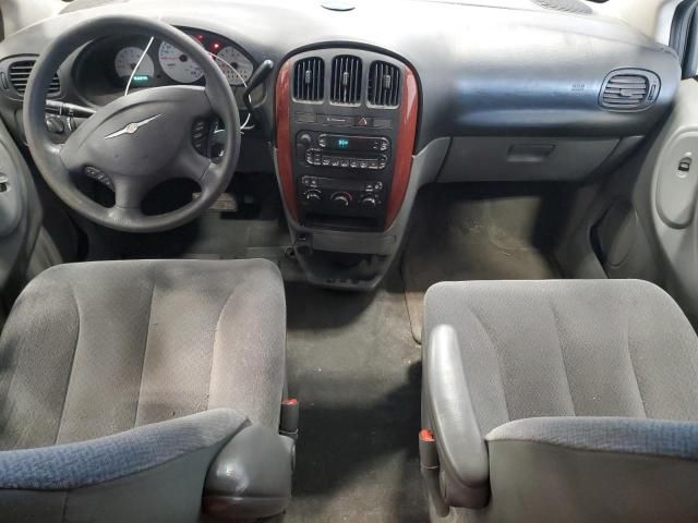 2006 Chrysler Town & Country