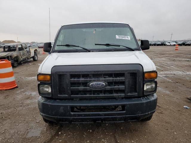 2013 Ford Econoline E350 Super Duty Van