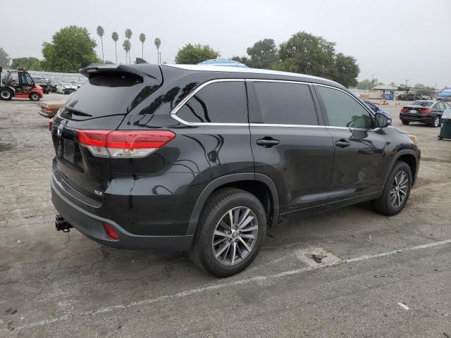 2018 Toyota Highlander SE