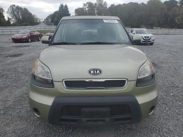 2011 KIA Soul +