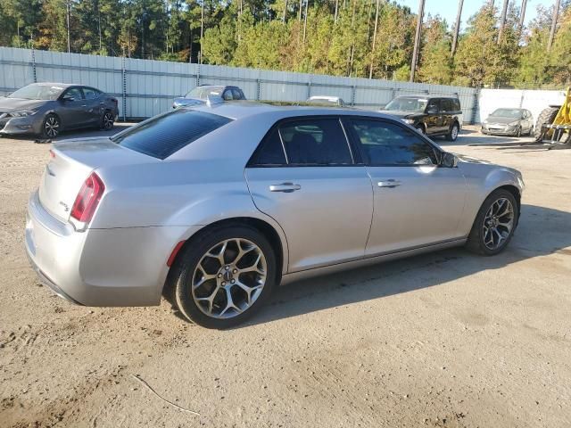 2016 Chrysler 300 S