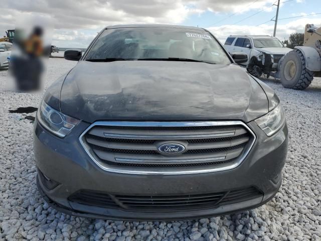 2018 Ford Taurus SEL