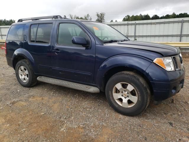 2007 Nissan Pathfinder LE